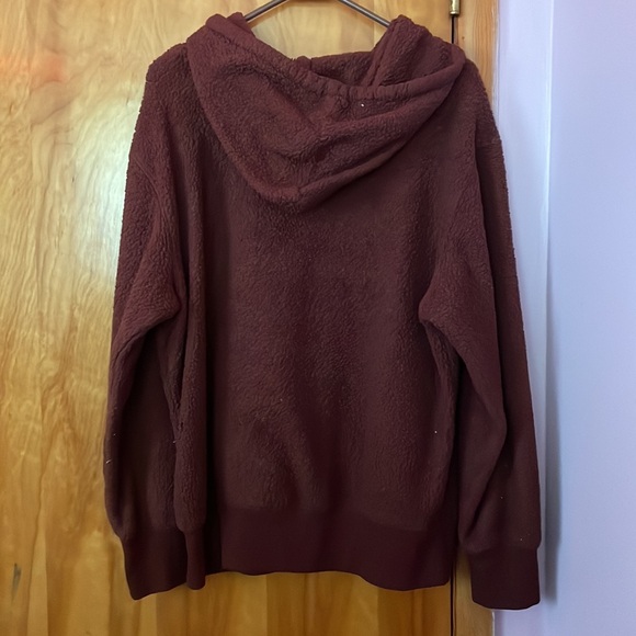 Maroon Sherpa hoodie, in good condition, not used a lot - Picture 2 of 3